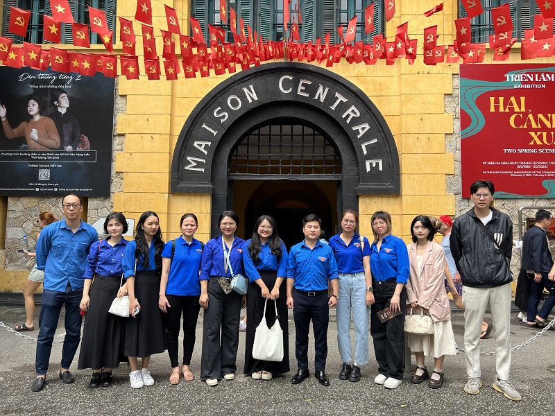 Tuổi trẻ Trung Tâm Lý lịch tư pháp quốc gia Hưởng ứng Tháng Thanh niên và chào mừng kỷ niệm 93 năm thành lập Đoàn Thanh niên Cộng sản Hồ Chí Minh (26/03/1931 - 26/03/2024).