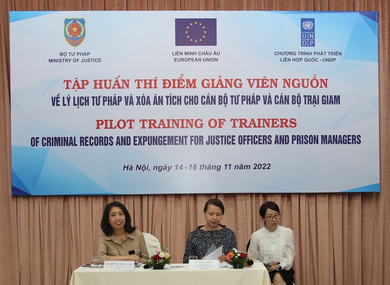 Tập huấn thí điểm giảng viên nguồn về lý lịch tư pháp và xoá án tích tại Hà Nội