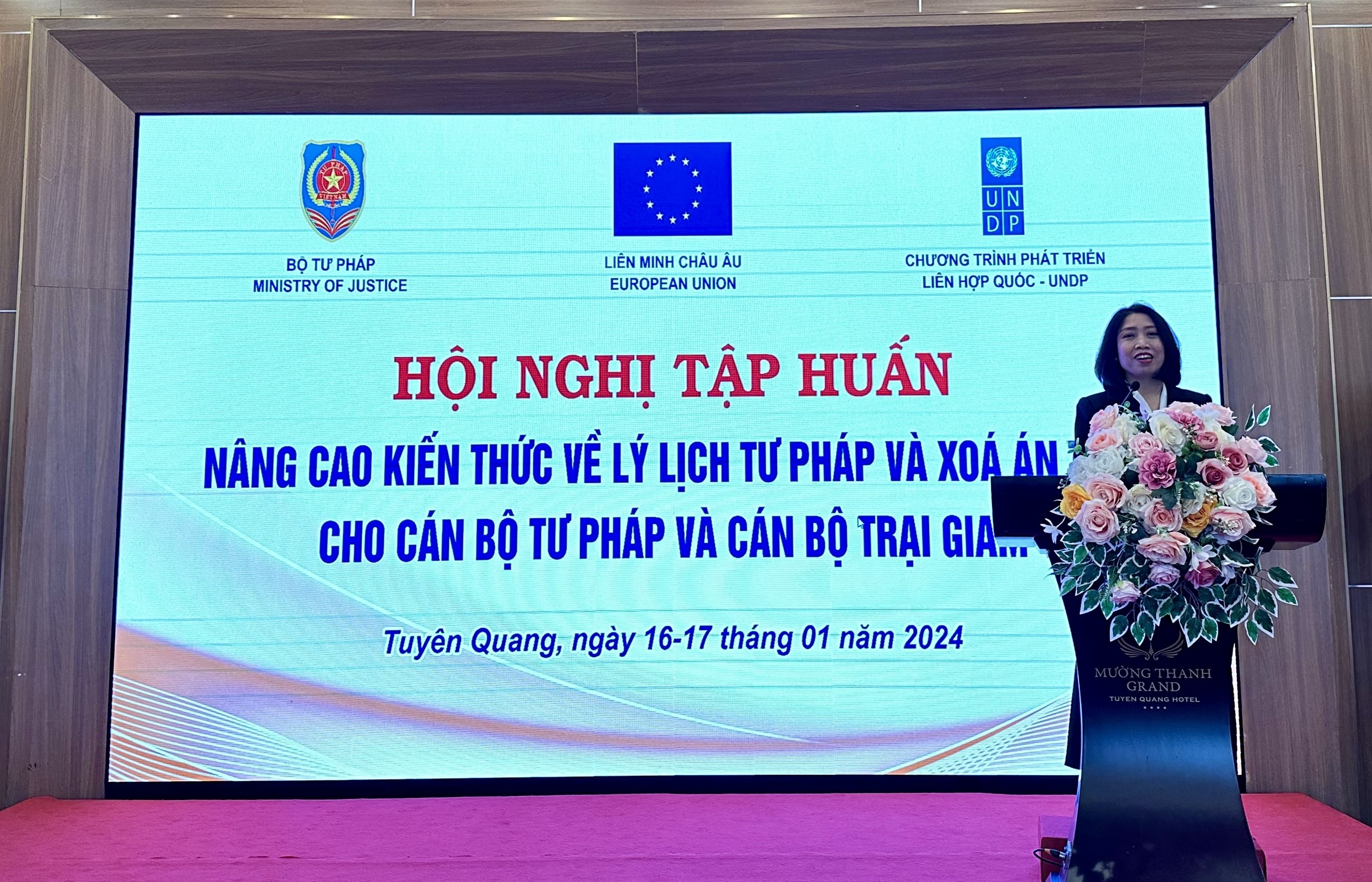 Tập huấn nâng cao kiến thức về lý lịch tư pháp và xóa án tích cho cán bộ tư pháp và cán bộ trại giam tại Tuyên Quang