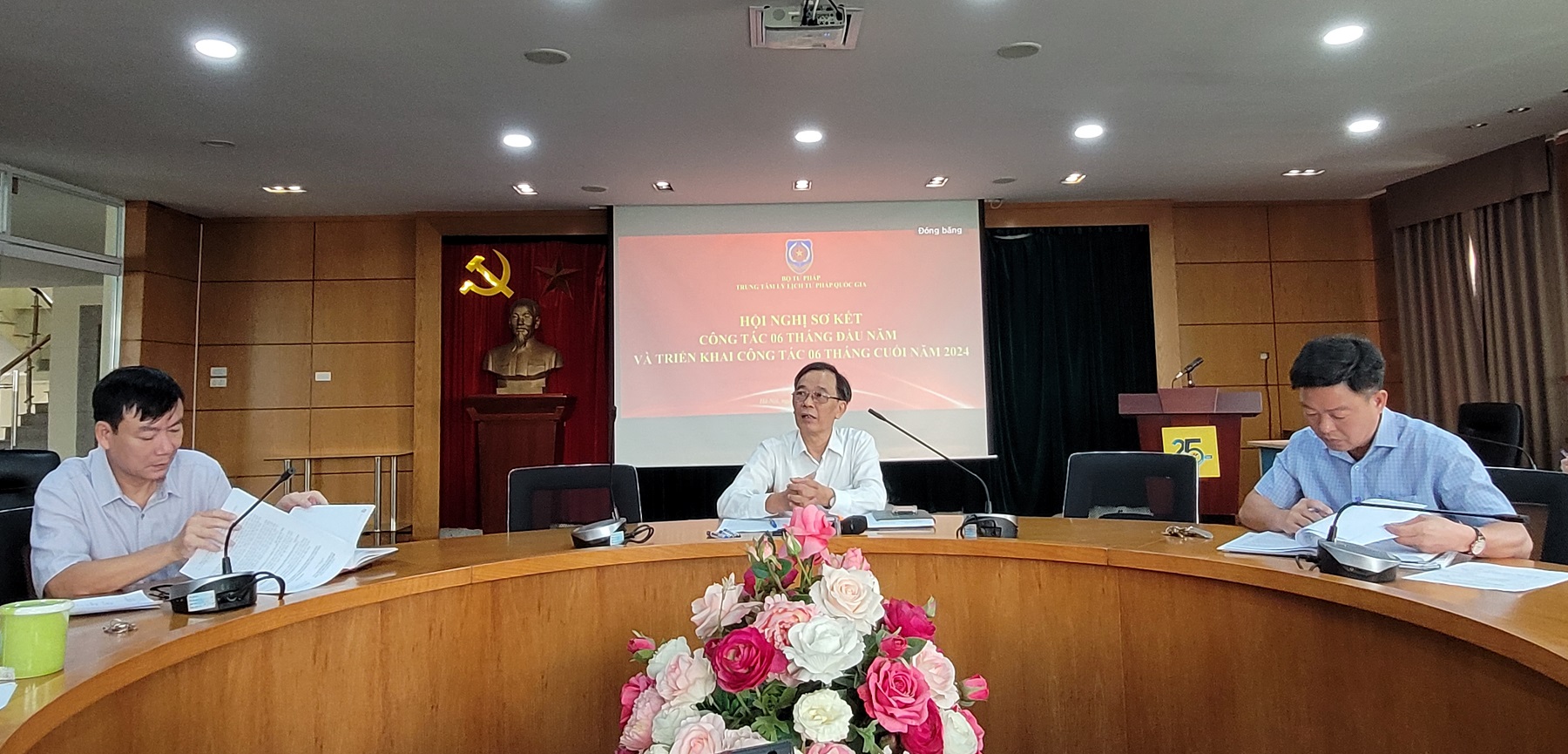 Trung tâm Lý lịch tư pháp quốc gia tổ chức Hội nghị sơ kết 06 tháng đầu năm 2024 và nhiệm vụ, giải pháp công tác 06 tháng cuối năm 2024